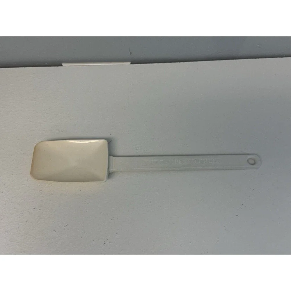 Vintage Pampered Chef White Silicone Mix 'N Scrape Spatula Spoonula USA Made